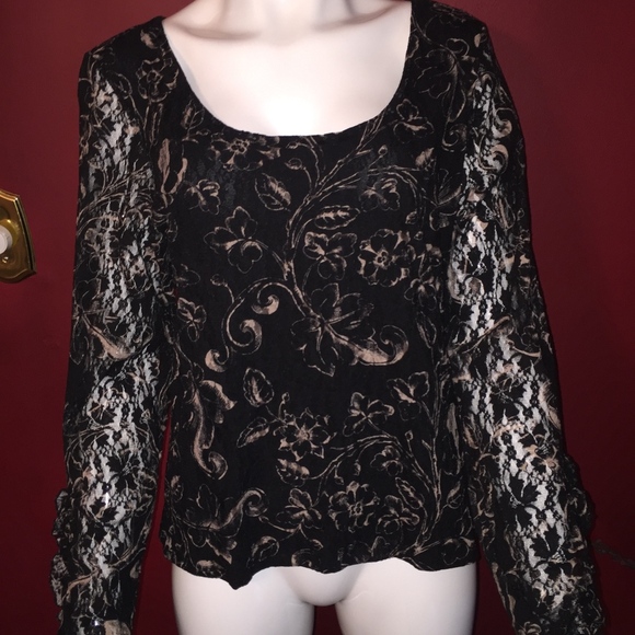 INC LACE TOP SIZE XL - Picture 7 of 8